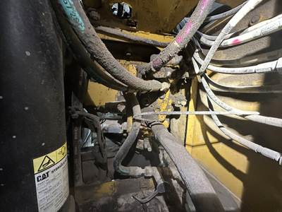 Caterpillar 966M Hydraulic Valve