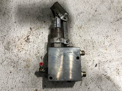 Caterpillar TH580B Hydraulic Valve