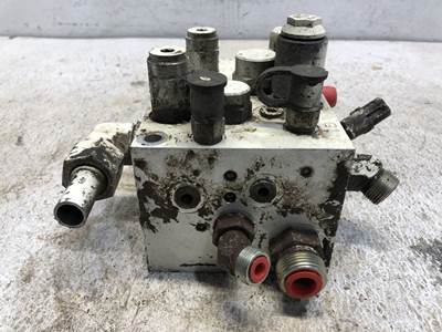 Elgin Pelican P Hydraulic Valve