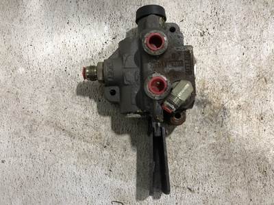 Gehl 4625SX Hydraulic Valve