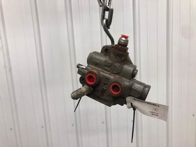 Gehl 4625SX Hydraulic Valve