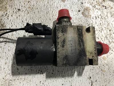 Gehl 4840 Hydraulic Valve