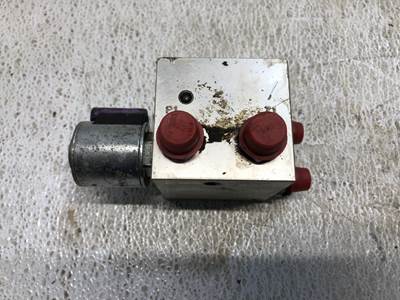 Gehl 540 Hydraulic Valve