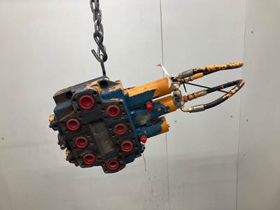 Hyundai HL750TM Hydraulic Valve