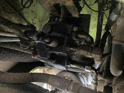 International 515 Hydraulic Valve