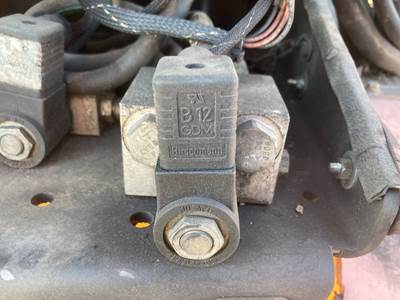 JLG 600S Hydraulic Valve