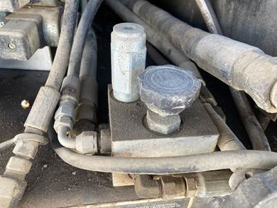 JLG 600S Hydraulic Valve