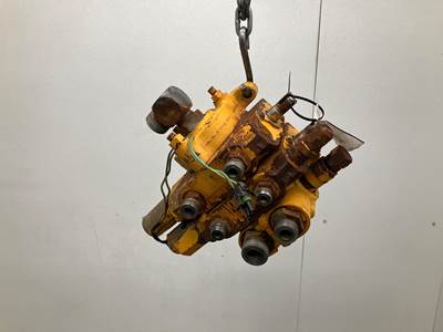 John Deere 310C Hydraulic Valve