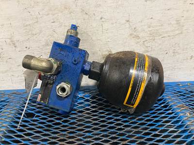 John Deere 324J Hydraulic Valve