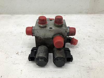 John Deere 326E Hydraulic Valve
