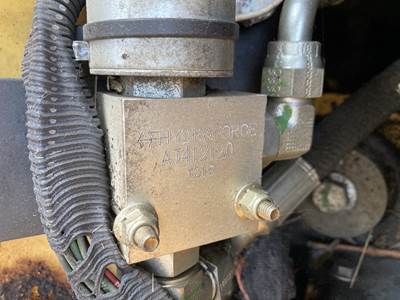 John Deere 333D Hydraulic Valve