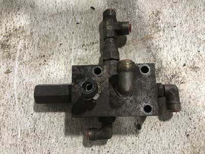 John Deere 3400 Hydraulic Valve