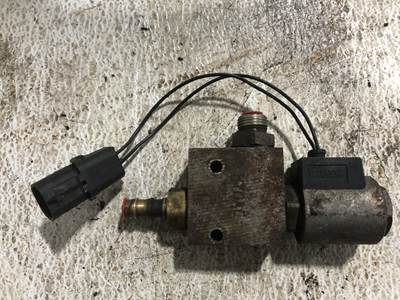 John Deere 3400 Hydraulic Valve