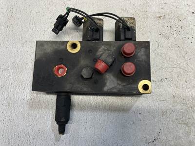 John Deere 444H Hydraulic Valve