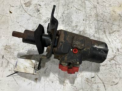 John Deere 544J Hydraulic Valve