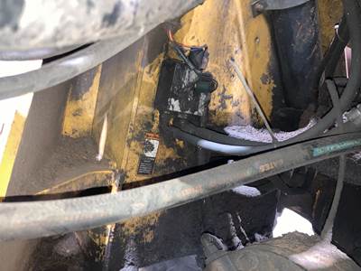 John Deere 544J Hydraulic Valve