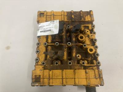 John Deere 624H Hydraulic Valve