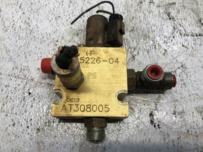 John Deere 700J XLT Hydraulic Valve