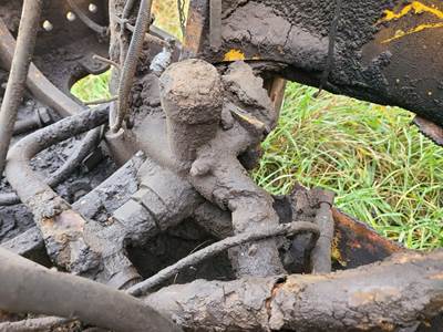 John Deere 750C Hydraulic Valve