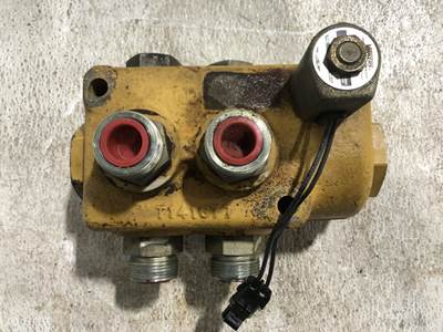 John Deere 850C Hydraulic Valve