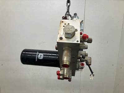 John Deere 850J LGP Hydraulic Valve