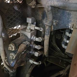 Kubota SVL75-2 Hydraulic Valve