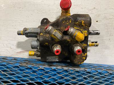 Mustang 312 Hydraulic Valve