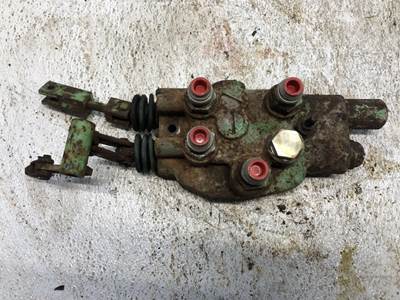 Mustang 440 Hydraulic Valve