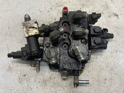 New Holland L228 Hydraulic Valve