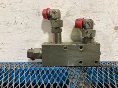 New Holland LM850 Hydraulic Valve