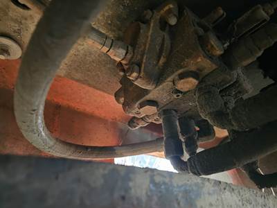 SkyTrak 8042 Hydraulic Valve