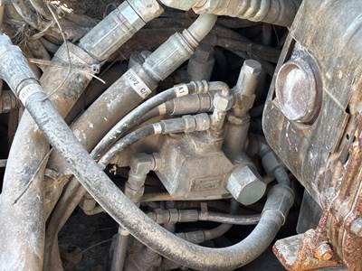 Takeuchi TL12V2 Hydraulic Valve for a Takeuchi TL12V-2