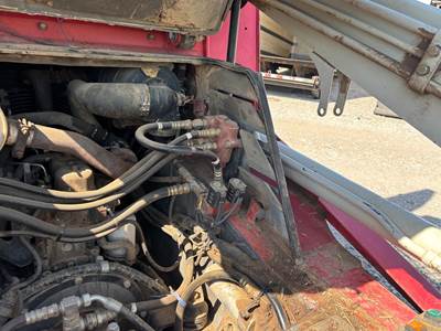 Takeuchi TL140 Hydraulic Valve