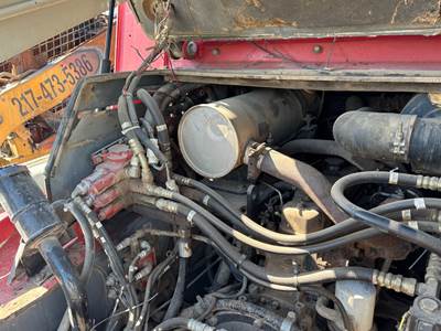 Takeuchi TL140 Hydraulic Valve