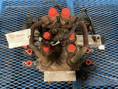 Wacker Neuson WL-37 Hydraulic Valve