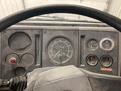 Ford CF7000 Instrument Panel Cluster