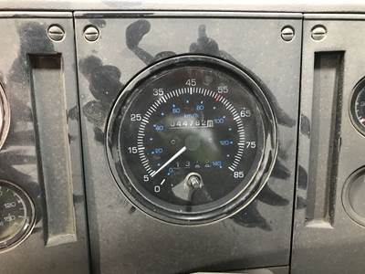 Ford CF8000 Instrument Panel Cluster