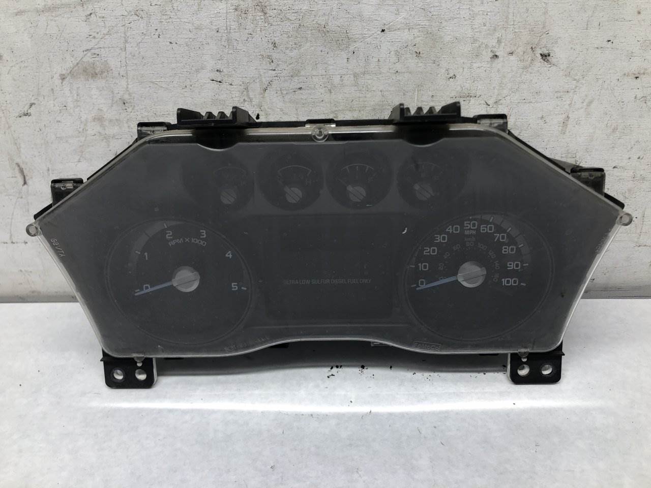2012 Ford F650 Instrument Panel Cluster for a Ford F650 For Sale