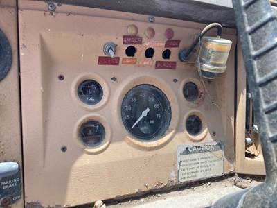 Ford LT8000 Instrument Panel Cluster