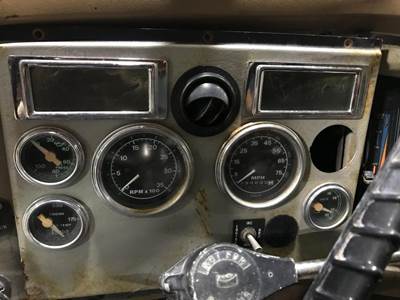 Ford LTA9000 Instrument Panel Cluster