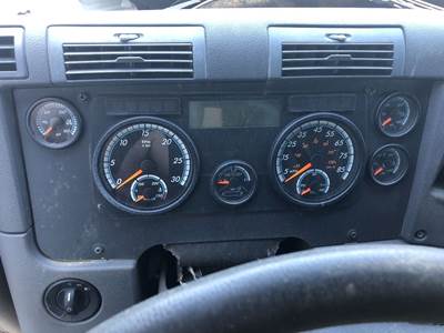 Freightliner Cascadia Instrument Panel Cluster