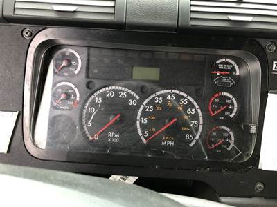 Freightliner Cascadia Instrument Panel Cluster