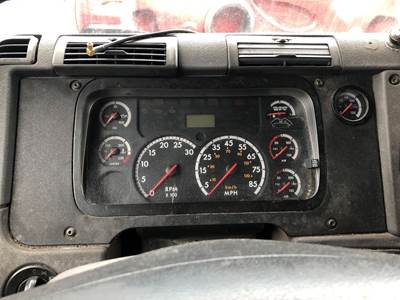 Freightliner Cascadia Instrument Panel Cluster