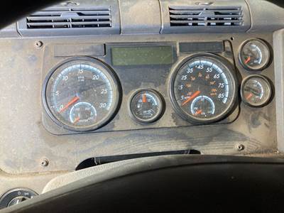 Freightliner Cascadia Instrument Panel Cluster