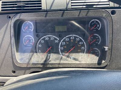 Freightliner Cascadia Instrument Panel Cluster