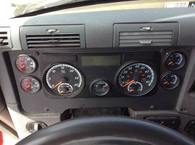Freightliner Cascadia Instrument Panel Cluster