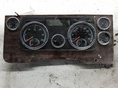 Freightliner Cascadia Instrument Panel Cluster