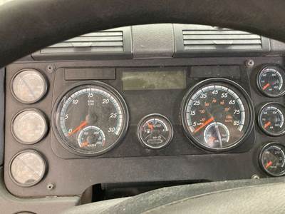 Freightliner Cascadia Instrument Panel Cluster