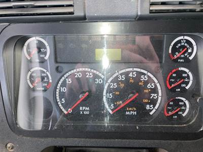 Freightliner Cascadia Instrument Panel Cluster