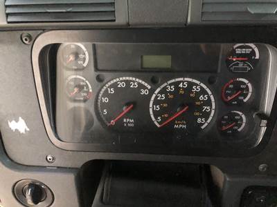 Freightliner Cascadia Instrument Panel Cluster